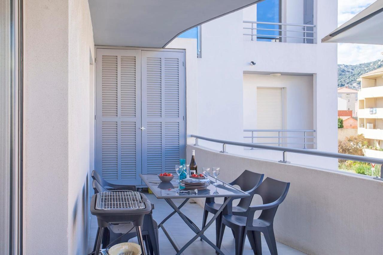 L'orangeraie Calvi centre à 300m de la plage et du port parking privé Calvi (Corsica) Exterior foto